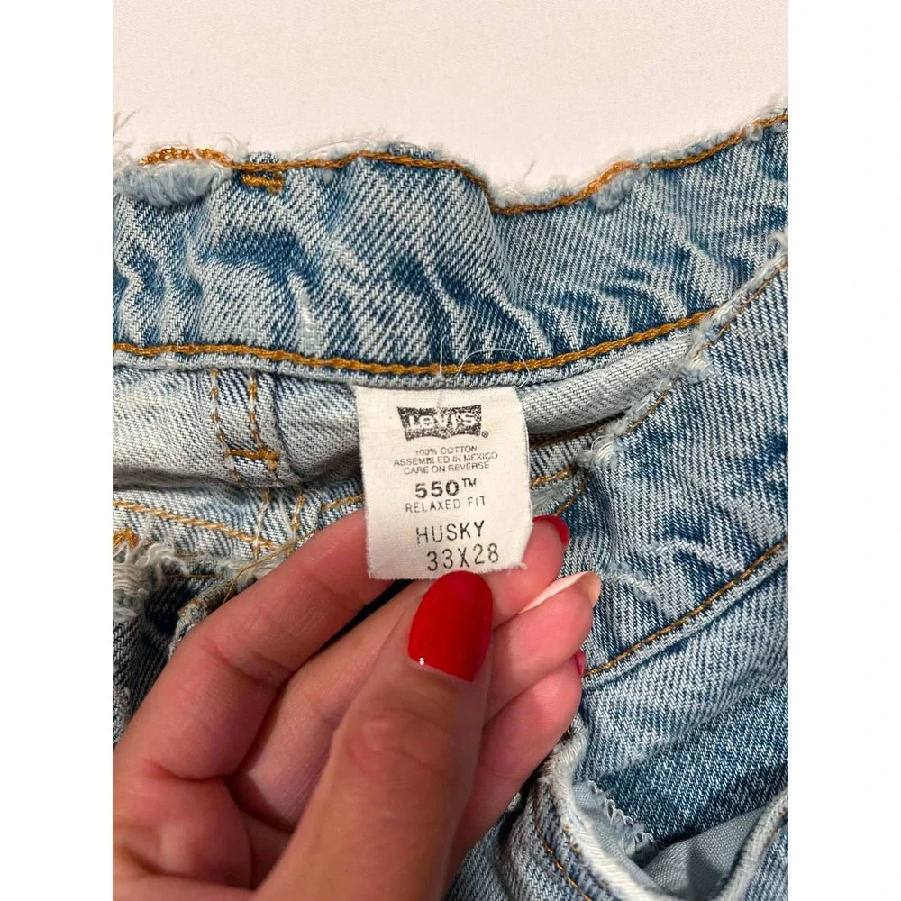 Levis 550 Relaxed Fit Orange Tab Vintage Distressed Light Wash Jeans 33x28 Husky